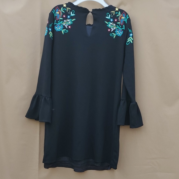 🍎2 Items/$12 OLIVIA & GRACE BOHO STYLE BELL SLEEVE BLACK DRESS SIZE LARGE - Picture 9 of 11